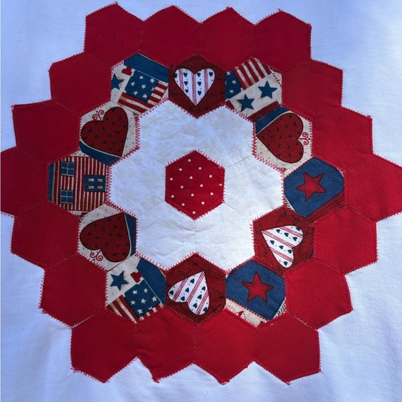 Patriotic Upcycle/Hearts Makers Market White Sweater with Red Geometric Design - Picture 3 of 6